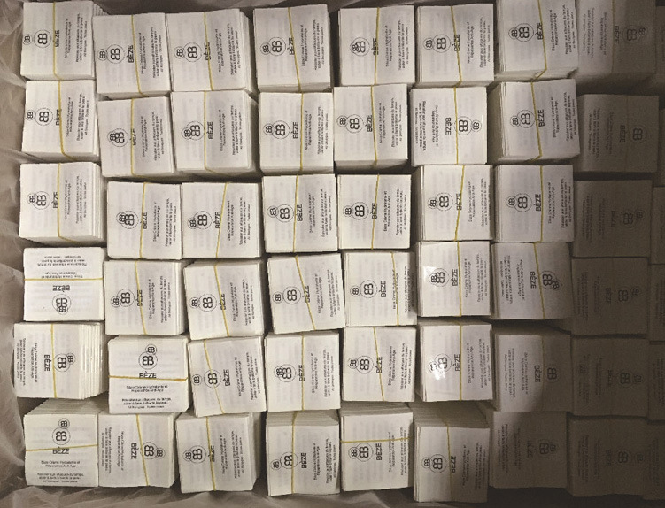 工廠設計創意產品目錄宣傳廣告頁彩色異形燙金雙膠紙三折頁印刷